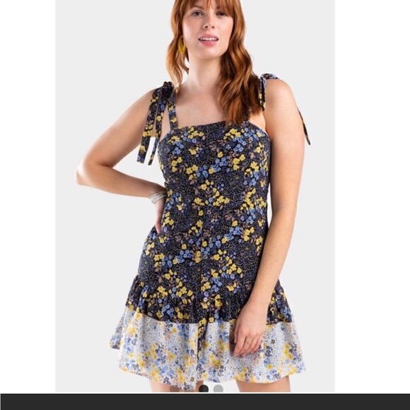 NWT francescas Jun & Ivy Scorpio Ditsy Floral Boho - Picture 1 of 6